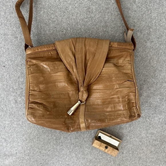Vintage Genuine Eel Skin Shoulder Bag Purse Exotic Medium Brown Korea Tassel 80s - Picture 10 of 12